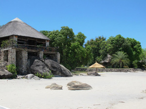 Makuzi beach Lodge